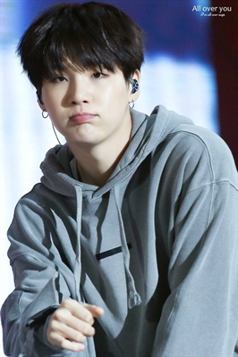 Fanfic / Fanfiction A melhor escolha - Imagine min yoongi ( BTS ) - Alguém está me seguindo ?