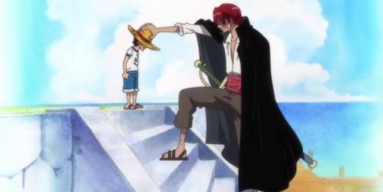 Shanks lembra de quando roubou a fruta atual de Luffy do governo mundi