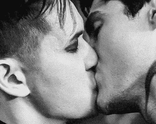 Fanfic / Fanfiction Between Us (Malec) - Capítulo IV