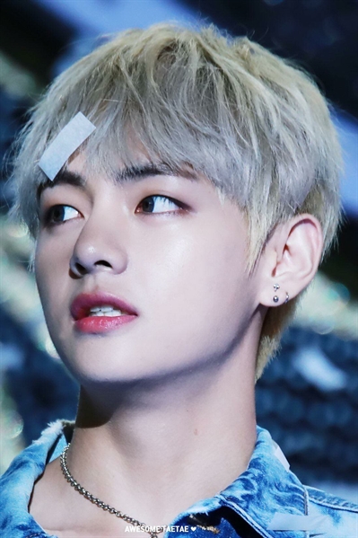 Fanfic / Fanfiction De boneco e de humano, todo Taehyung tem um pouco - I - Dodói?