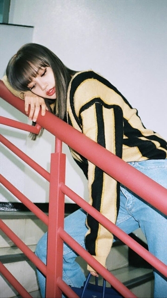 Fanfic / Fanfiction My black in your pink - Blackpink - Lisa...