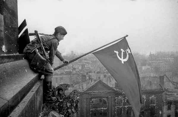 Fanfic / Fanfiction O soldado do destino - A batalha de Stalingrad a retomada