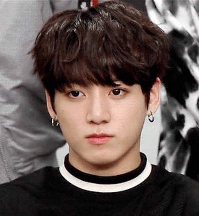 Fanfic / Fanfiction VKOOK in: "I Want You Just For Me..." - "Me Deixa Sair, Taehyung! Eu Não Vou Te Escutar."