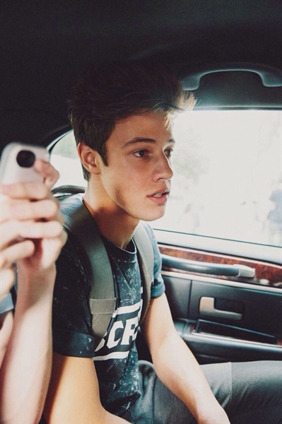 Fanfic / Fanfiction A Melhor Mentira - Cameron Dallas - One Hundred and Ten