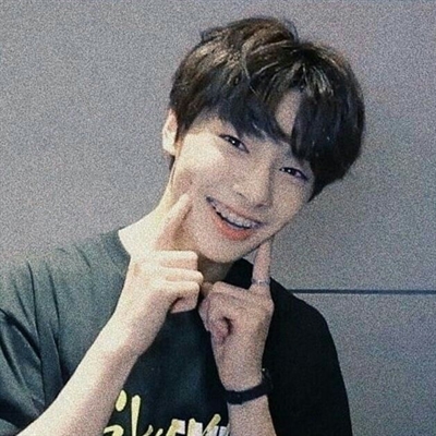 Fanfic / Fanfiction Cantadas de jeongin - Amor a primeira vista