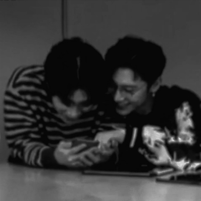 Fanfic / Fanfiction Boyfriend Material - tendery - Afeto