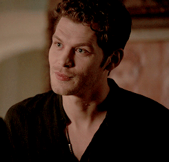 Fanfic / Fanfiction Other side of Klaus Mikaelson - 2t - Capítulo 1