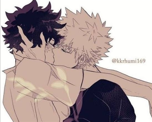 Fanfic / Fanfiction Amor secreto pelo rival (BakuDeku) - Capitulo 3 - O Beijo