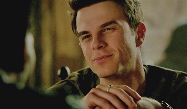 História The love of an original vampire- Kol Mikaelson