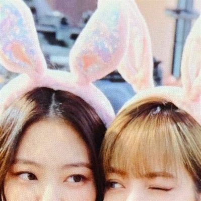 Fanfic / Fanfiction Me apaixonei pela a empregada (Jenlisa) - Vc é a princesa aqui