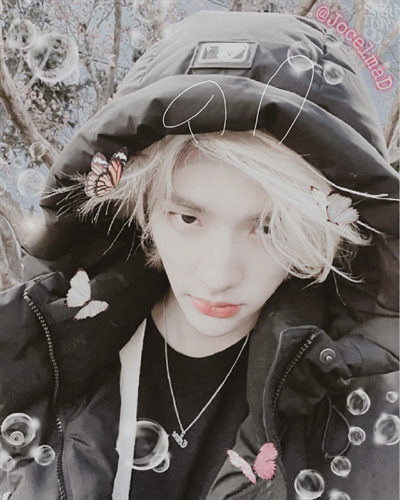 Fanfic / Fanfiction Is this really happening to me? (Stray Kids - Hwang Hyunjin) - Capítulo 63 - 62