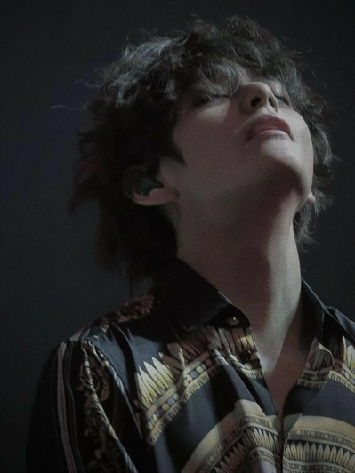 Fanfic / Fanfiction Quando seu tigre vira um homem lindo - Imagine Kim taehyung - Cio do Taehyung (HOT)!!!!!