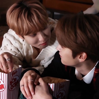 Fanfic / Fanfiction Why are you so obsessed with me? Minsung - Capítulo 23