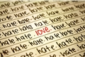 História: Eu odeio amar voc&#234;.