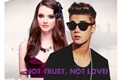 História: Not Trust, Not Love - Nerd e cego