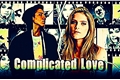 História: Complicated Love