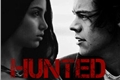 História: Hunted