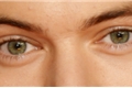 História: Olhos verdes