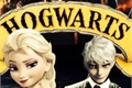 História: Jelsa: Elsa e jack frost, a historia come&#231;a em Hogwarts