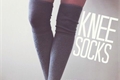 História: Knee Socks AU