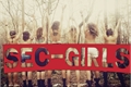 História: SEC--GIRLS interativa (BTS and EXO)