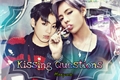 História: Kissing Questions ( TaeKook )