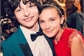 História: Millie Boby Brown e Finn Wolfhard,uma hist&#243;ria de amor?