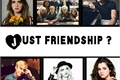 História: Just Friendship ?