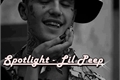 História: Spotlight - Lil Peep