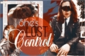 História: Shes Lost Control