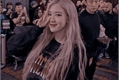 História: &quot;you can touch my hair... Please?&quot; (Imagine Ros&#233;)