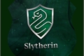 História: Hogwarts- Slytherin
