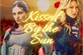 História: Kissed By the Sun