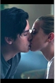 História: Os ricos mimados-Bughead