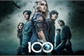 História: Estou em The 100