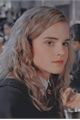 História: Imagine Hermione Granger - Coloque a blusa