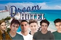 História: Dream Hotel - A Night In Canc&#250;n