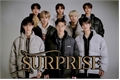 História: Surprise - SKZ