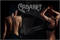 História: Red Tie Cabaret - CaitVi