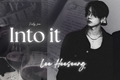 História: Into it. - Lee Heeseung