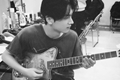 História: Scoundrel Guitarist - Park Jongseong (Jay)